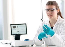 Analys, Pharmacolog: Nya kunder och stärkt ägarbild