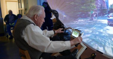 Analys, Brighter: Strålkastarnas ljus på jDome