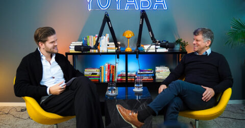 Learnings aus 150+ Deals & der Einfluss von AI auf Tech-Bewertungen | Mark Miller im Revenue Marketing Realtalk